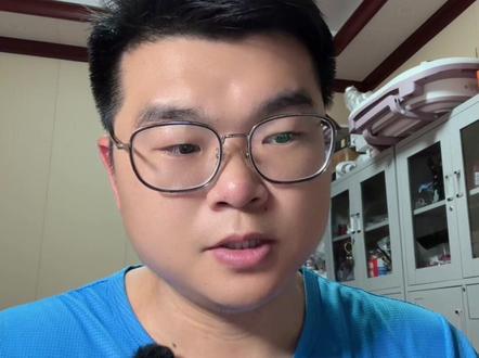 武大开放了,其他大学还会远吗? 2026年5月13日起,武汉大学#取消社会公众进校预约制度,刷本人二代身份证即可从珞珈门、弘毅门步行入校。#大学开放校门
• 时间:工作日及节假日均开放,无需预约。
• 注意:校外车辆暂不允许入。