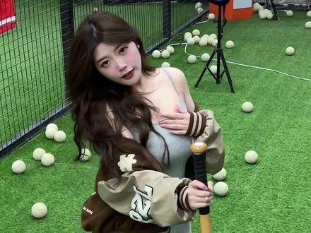 谁还不允许女孩子有点小肚子啦(。ì _ í。)
