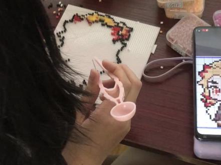 #拼豆豆 #拼豆日常 #拼豆图纸 来找我们拼豆叭~🤩🥳