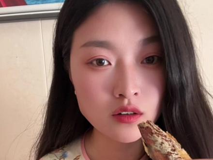 黄鲫鱼 藏在金黄酥脆里。酥到鱼骨都能嚼。#卖海鲜的小姐姐 #海鲜原产地