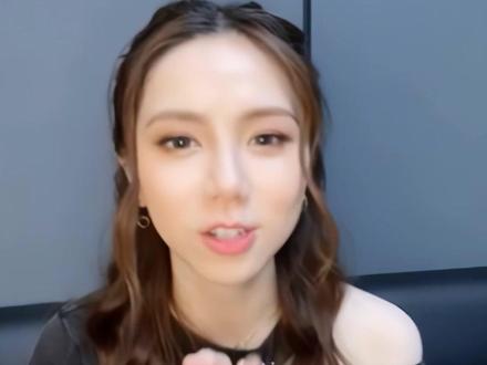 带你解锁神秘又高难的技巧,用了邓紫棋的教程,果然做出莲花舌,你也赶紧试试。#邓紫棋