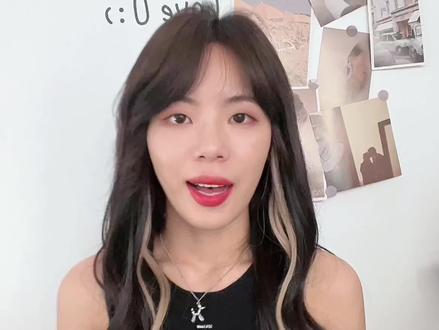 做视频效率至少提高10倍以上,让日常做内容不再煎熬~
不止做服装工作室,所有做自媒体的博主都要get。 今天推荐的四个APP,涵盖了视频拍摄、封面图制作、视频剪辑以及文案提取四个方面(其实每个APP还有很多其他好用的功能!),用熟之后工作效率biubiubiu 提升,日更不是梦啦~~
#干货分享 #服装工作室创业 #神仙APP #原创 #自媒体创业