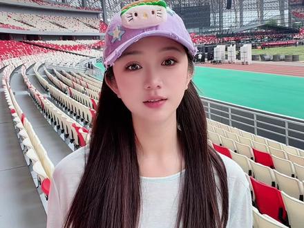 #徐子尧 #徐子尧洛阳演唱会 #神州二十三 #珊瑚颂 徐子尧在洛阳演唱会即将开唱之际闪现 酒泉参加 “神州二十三 逐梦苍穹 礼赞航天” 活动 。人民的尧尧 真的太出息了!