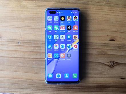 华为手机悬浮窗功能升级了,不仅能边玩游戏边微信,还能更改大小