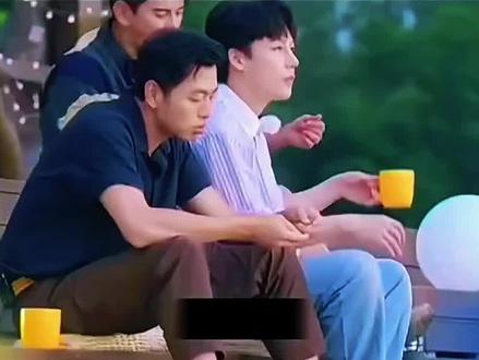 🌇日落为什么比日出戳人?大概是因为——我们都在等一个温柔的收尾吧~🥃