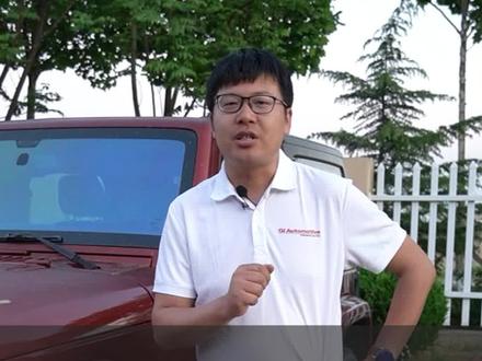 如果加油员把掉在地上,沾有污渍的油箱盖拧回去,会是什么感觉?#油箱拉绳 #汽车用品 #汽车人 @抖音小助手