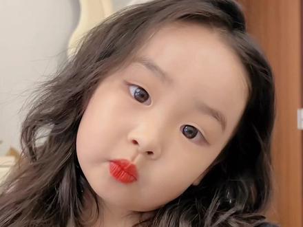 这是吃胖了的大嫂吧#大嫂陈书婷 #狂飙大嫂发型 #骗你生女儿