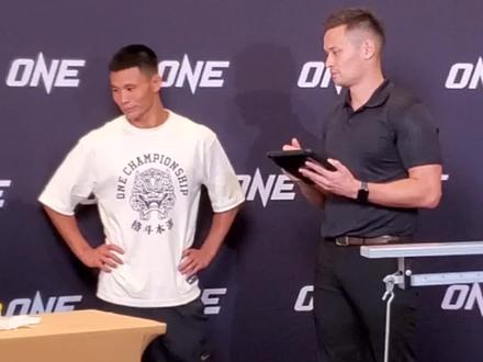 @胡勇MMA 顺利通过赛前称重和含水量测试!#ONE冠军赛 #中国格斗天团国庆出征