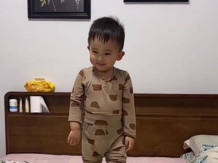 萌娃跳血栓舞ai教程
脑血栓跳舞大爷ai拍同款
爷爷跳舞网红视频
ai小孩跳舞视频
孙大爷跳舞模仿搞笑
#血栓摇ai
血栓舞模仿视频
萌娃跳血栓舞视频
脑血栓舞蹈大爷原视频
#剪映#萌娃跳血栓舞ai#血栓摇ai生成舞蹈
脑血栓跳舞大爷ai
脑血栓跳舞大爷原版ai
血栓摇ai生成舞蹈