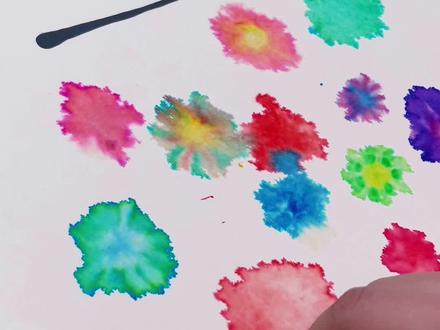 晕染画春天,小龄宝宝可玩🌿马上立春啦#立春创意画 #春天创意美术