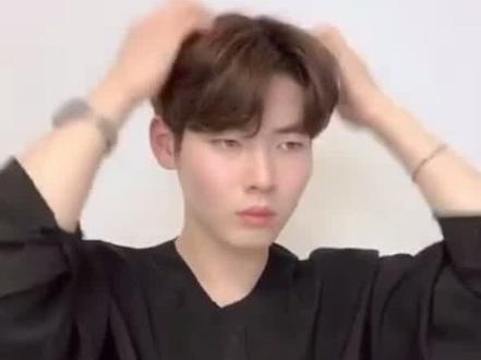 教你在家打理出韩式四六分,出门惊艳所有人#dou来宝贝趴 #发型打理技巧