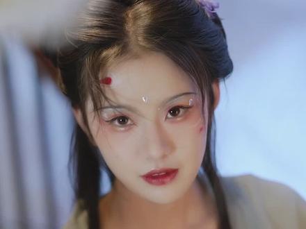 今天来尝试一下洛神仿妆~是你心里的洛神吗,不是当我没说”#洛神仿妆#画中人仿妆 #洛神赋