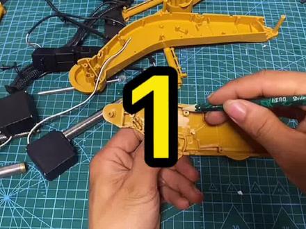 期待已久的干货来啦,汇纳550丝杆改装教学(未删减版)视频比较长,认真看完包学会#玩即酷#模型#手工#改装#挖机