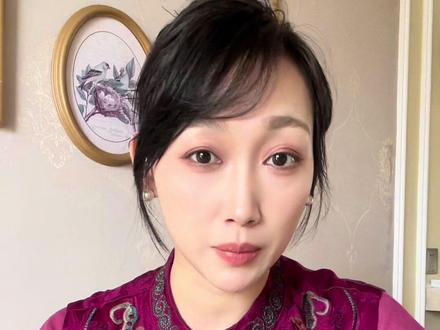 为什么要给老人提前准备寿衣? 家里老人身体特别硬朗,提前准备好寿衣,不是“咒”他们吗?其实这是老祖宗的传统,提前备好,我是尽孝,让老人可以踏踏实实地走~#寿衣文化 #寿衣 #人生领悟道理 #殡葬 #殡葬文化