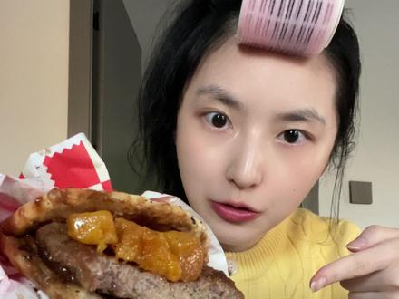 倒数第四天-塔斯汀减肥法2.0 跨年前紧急冲刺跟吃食谱 #在拍一种很新的vlog #减脂餐 #减肥逆袭 #汉堡减肥法 #一天吃什么