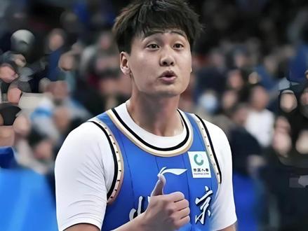 祸从口出,万人喊打!赵睿陷舆论风暴,全网刷屏封杀赵睿 #赵睿 #北京男篮 #新疆男篮 #CBA