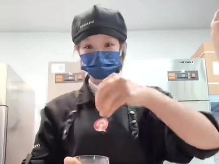 这是奶茶的商战吗?#食品卫生 #社会新闻 #奶茶