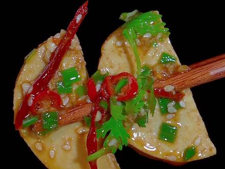 素鸡像我这样做,它真的比肉还好吃!#素鸡 #凉拌菜 #开胃菜