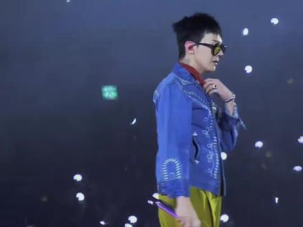 爷青回!权志龙现学刀马舞超丝滑#权志龙