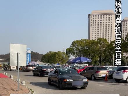 开一台R32去二手车S场,现场的车🍚子也太可爱了#汽车人共创计划 #车知识分享计划 @抖音汽车