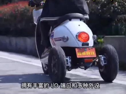 单只控制器驱动两个轮毂电机,实现方法一,如何实现?有也什么方法?不倒翁电动三轮车。#电动车 #不倒翁电动三轮车 #不倒翁三轮车 #电动车控制器 #电动车工厂
电动车控制器隆昕控制器
————
(隆昕科技是电动车控制器源头厂家种类规格齐全适配市场上大多数的主流车型专注电动车控制器生产厂家直销制造研发大功率铝基板控制器智能蓝牙控制器二两轮三轮车电瓶车摩托车控制器供应厂家合作品牌无刷直流电机控制器矢量正弦波控制器电动车控制器什么品牌好有哪些品牌哪家好品牌排行榜怎么样最有名的公司联系电话地址在哪里维修安装分享电瓶车电动车控制器的作用和原理接线图解说详解介绍操作安装如何调试故障检测维修教程视频接法好坏检测软启动线升级续航性能好耐用工厂实拍电动车配件电动三轮车电动四轮车工厂实拍电动车配件立马台铃金箭绿佳欧派五星钻豹原装智能电瓶车控制器多少钱一个电动车控制器多少钱高速电摩控制器批发代理定制进出口英文版驱动器锂电池控制器永磁无刷电机电动叉车控制器驱动器叉车配件控制器制造生产厂家重型电动地平车滑板车水果搬运车隆昕控制器无刷直流控制器智能控制器生产过程隆昕科技控制器外卖车外卖电动车)