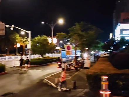 怀念连城一中曾经的光辉岁月:2009年五个清华大学:陈溪海·龙岩市理科状,江宇辉,蒋生健,赖海强,华春榕。2005年五个清华北大:清华·谢贤明·黄巍森·江道剑。北大·邱文辉·陈烨。2002年五个清华北大:黄慧剑等等五个猛男超女。为什么2014年到2020年,连续七年爱之无奈?2021年傅轩考上清华大学。2022年罗晨航考上清华大学·681分·龙岩市第五名·福建省第61名。2013年揭育澄考上清华大学航天航空学院。2006年黄强保送清华大学。在中国数学奥林匹克大赛暨第21届全国中学生数学冬令营比赛中,黄强荣获金牌,福建省第一名,福建省唯一入选国家队。2010年李涛泳考上清华大学计算机科学与技术专业。2009年全国高中数学联赛,罗乔雨荣获福建省一等奖。周金炎,罗列明细,2022年7月1日,星期五,凌晨5:28写完,躺在床上,听着童声版“歌唱祖国”。