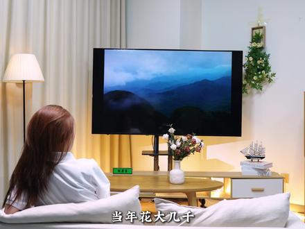极摩客M3pro让落灰大电视重获新生 上万电视沦为摆件?极摩客 M3 PRO 轻松改造!
巴掌机身,13 代 i5-13500H+Xe 核显,正版 Win11 即插即用,手机会员通用免 TV 会员。
三屏 4K 输出、双硬盘位可扩 8TB,影音 / 办公 / 游戏一机多用。
#极摩客 #M3PRO #迷你主机