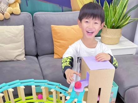 自制五层轨道过山车,隔壁孩子都馋哭了#自制玩具 #爸爸带娃 #手工diy #人类幼崽成长计划 #亲子时光 #积木