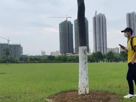 教你一脚踹出另一个自己#手机摄影#剪映@剪映研究所