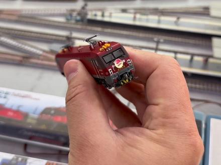 @长鸣火车模型 HXD3D 和谐电3D #火车模型 #n比例 #开箱视频 #火车模型的折法 #火车迷爱好者