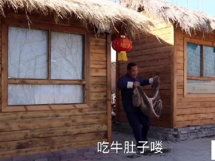 盘点乡村食叔视频播放量前15名,500万不算高,最高的超乎想象! #地方特色美食 #美食探店 #美食推荐 #乡村味道 #农村美食 #大骨头啃起来