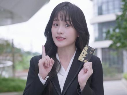 我的风格可帅可美,我的生活可甜可辣 #帅气出场 #生活碎片 #小信有惊喜 #反手运镜