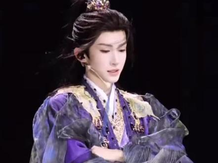 变色换装卡点教程,刘宇NO BATLDAO汉服变色舞蹈。#真实生活分享计划 #HSL调色 #卡点 #变装 #剪辑