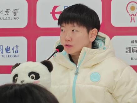 每局都是关键局!孙颖莎:混团体力消耗不大,专注度要求更高 12月5日,混合团体世界杯第二阶段,中国队8比4击败德国队收获7连胜。赛后孙颖莎表示,混团比赛每局都很重要,虽然个人体能消耗不算大,但对专注度提出更高要求。