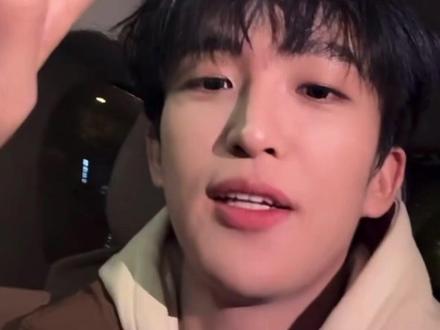 是每次直播结束前的晚安和拜拜下次见#黄子弘凡 #温柔 #理想型