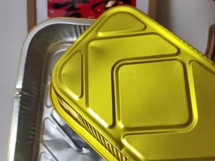 0成本新年仪式感!Diy马年挂件教程|附图纸🐎 2026好运马立刻领走
🐎这个马年挂件真的绝了!
去年用锡纸做的年年有鱼挂件和飞鸟都被夸爆了✨
今年马年怎么能少了一匹“马上好运”呢🌟
用最简单的锡纸或者锡纸餐盒就可以实现
快来看教程~
🎁 我想说的
“手艺不是天赋,是愿意为自己停留的耐心。
当这匹小马在你手中站立的那一刻——
你会发现,发光从来不是物质的特权,
而是你与生俱来的能力。”
图纸在最后|评论区交出你的作业!
2026,愿你每份努力都‘马’上发光~
愿你我:脚下有风,眼里有光,
所有向往,马不停蹄,直达前方!”
#我家的年味布置已就位 #让年味住进家 #锡纸画 #马年装饰 #马年手工