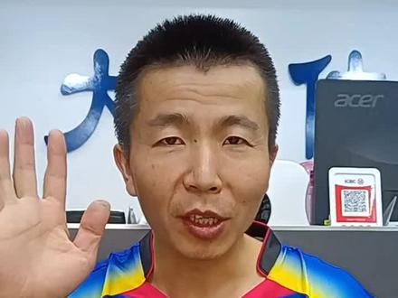 胜利极速12二代,速度型,攻守兼备。#羽毛球 #羽毛球拍 #胜利极速12二代