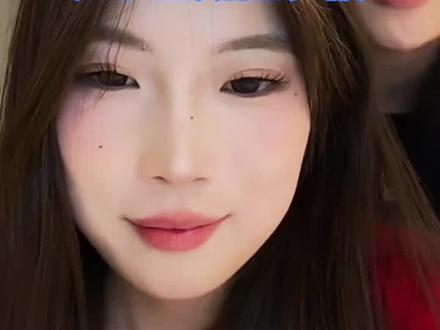 “石艳想要让小圣兑现了跪搓衣板的承诺” @小圣 @寸日 #小圣 #石艳