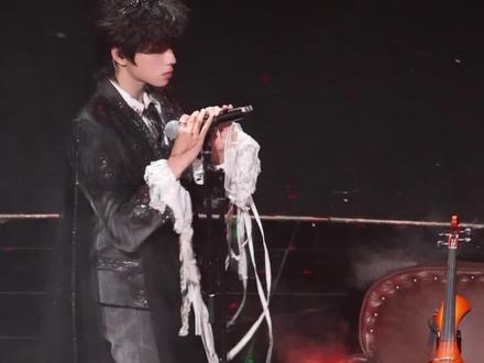 橹橹拉小提琴纯享版.#橹穆 #王橹杰 #tf家族荣耀之战