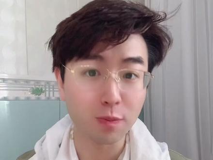 最近小说界的大事件真的是接连出现,尤其是最后那个,可以说是匪夷所思了!
