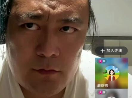 #老六荒野 #荒野求生 #刀疤哥 刀疤哥毯子有下落了