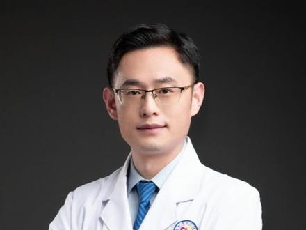 尿尿里面有泡沫,怎么知道是否正常#泡沫尿 #医学科普 #dou来涨健康知识