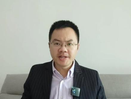 电动车充电时起火发生火灾,造成别人132万的损失,应该由谁赔偿?