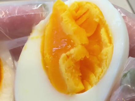 互联网怎么又在造神了?
不对,这是真蛋神!#跟着蛋神煮鸡蛋