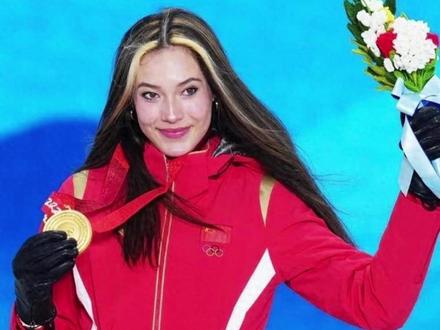 险丧 阿斯本 谷爱凌 脑出血休克5分钟 险丧 阿斯本 谷爱凌 脑出血休克5分钟 #险丧 #阿斯本 #谷爱凌 #脑出血休克5分钟