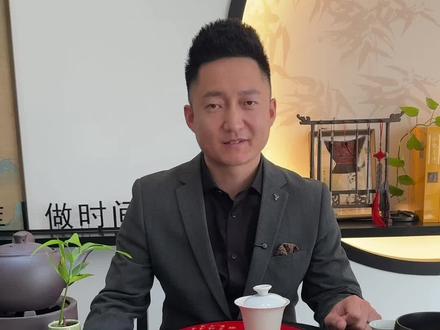 四胞胎妈妈晨鑫,这六年你辛苦了,我会用余生来爱你,你相信我吗?
#正能量 #家庭 #晨鑫的四胞胎 #父爱 #母爱