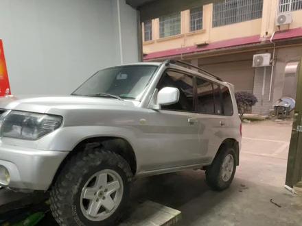 还有很多改装小细节 没有详细介绍。如果你有想法。可以进一步了解。#硬派越野 #越野爱好者 #经典情怀老车 #四驱车 #猎豹飞腾