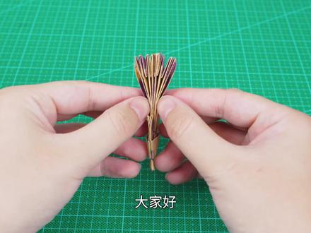 能自由开屏的折纸孔雀,展开的一瞬间太好看了! #手工diy #折纸