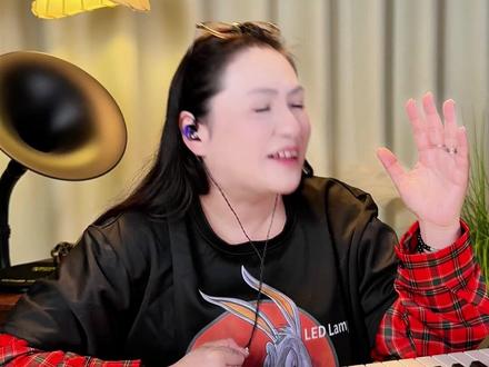 声鸣远扬总决赛!危晋宇《大小孩》细腻胜高音,美声跨界摘冠太戳心。#声鸣远扬 #危晋宇 #危晋宇大小孩 #音乐reaction #抖音精选app