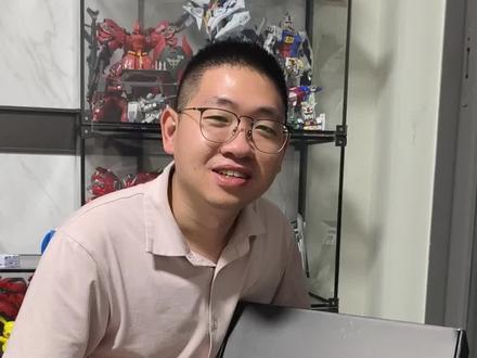 给胶佬老公买的长龙5502,他却想要pgu牛高达…